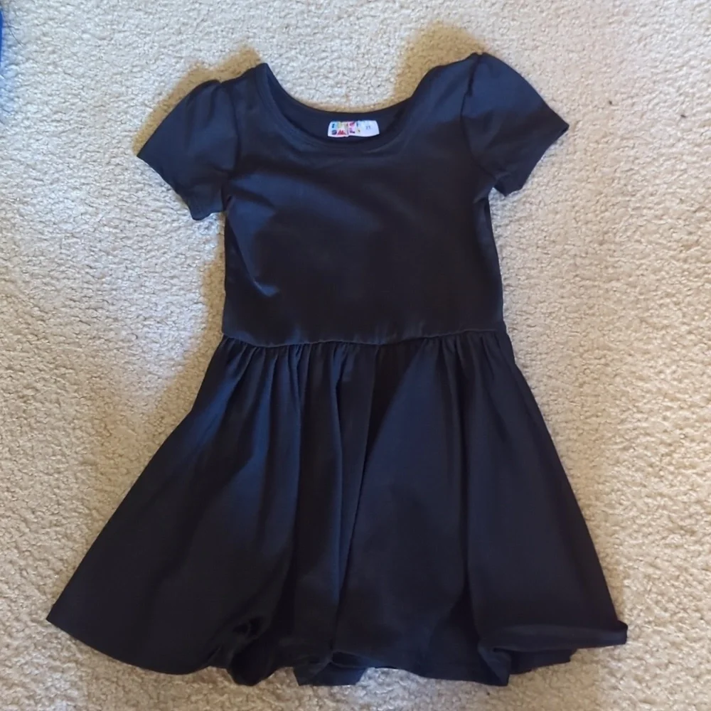 LuLaRoe Dot Dot Smile Classic Black Twirly Stretchy Dress Size 2T